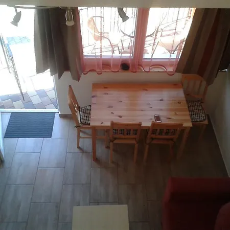 公寓 Kodak Apartman 巴拉通雷勒